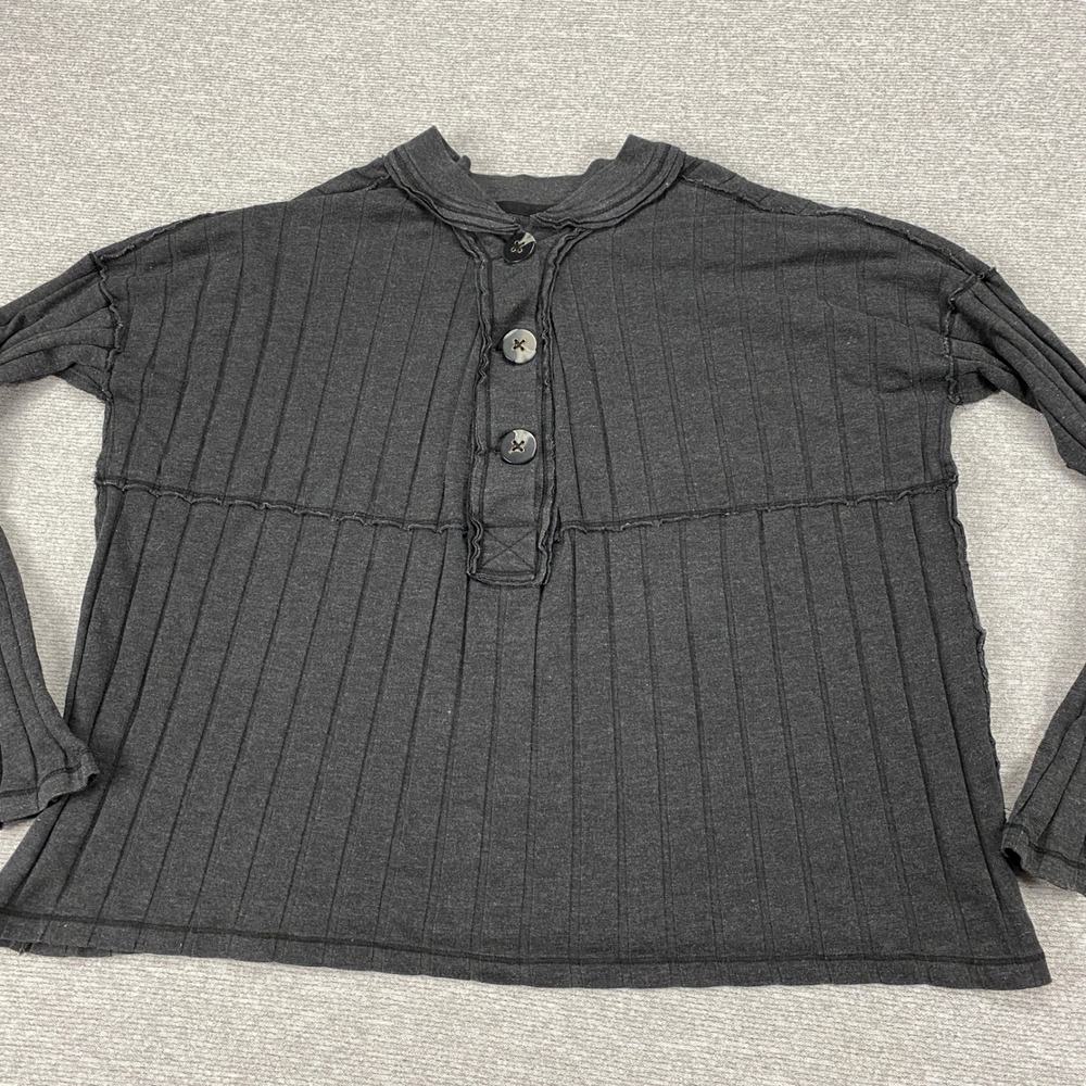 We The Free Free People Ribbed Henley‎ Top Gray Long Sleeve Boxy Small - Picture 8 of 8